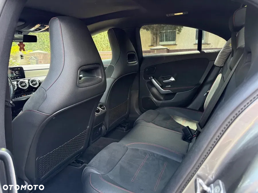 Mercedes-Benz CLA 200 AMG Line 7G-DCT - 30