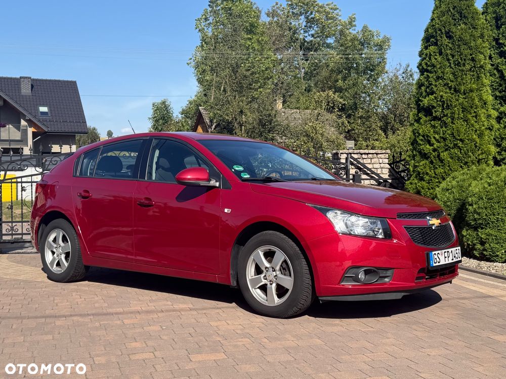 Chevrolet Cruze 1.6 LT+ - 1