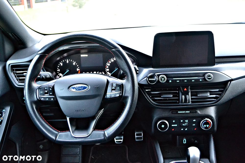 Ford Focus 2.0 EcoBlue STart-Stopp-System ST-LINE - 29