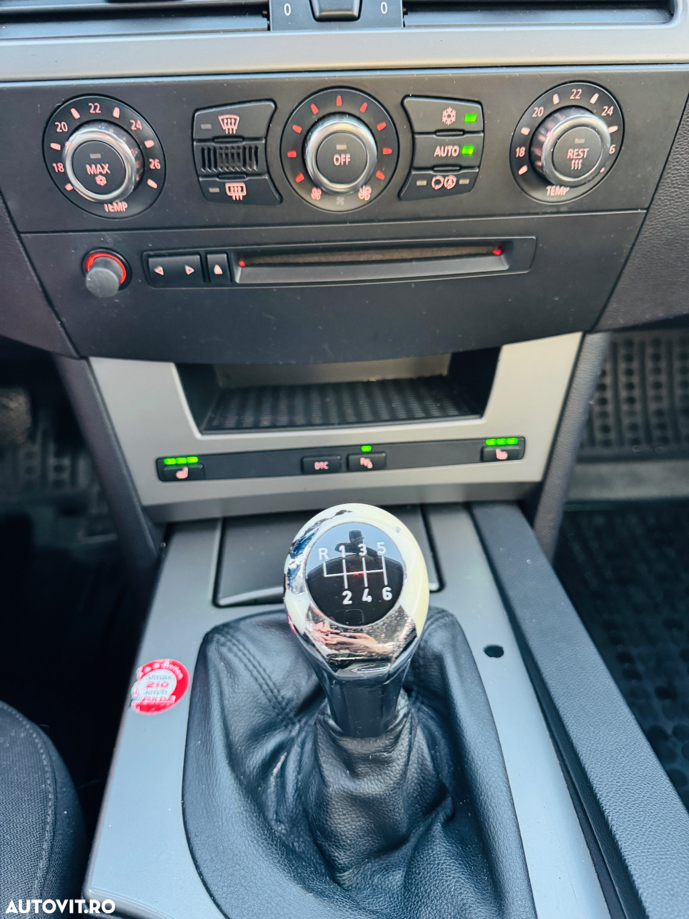 BMW Seria 5 520d Touring - 6