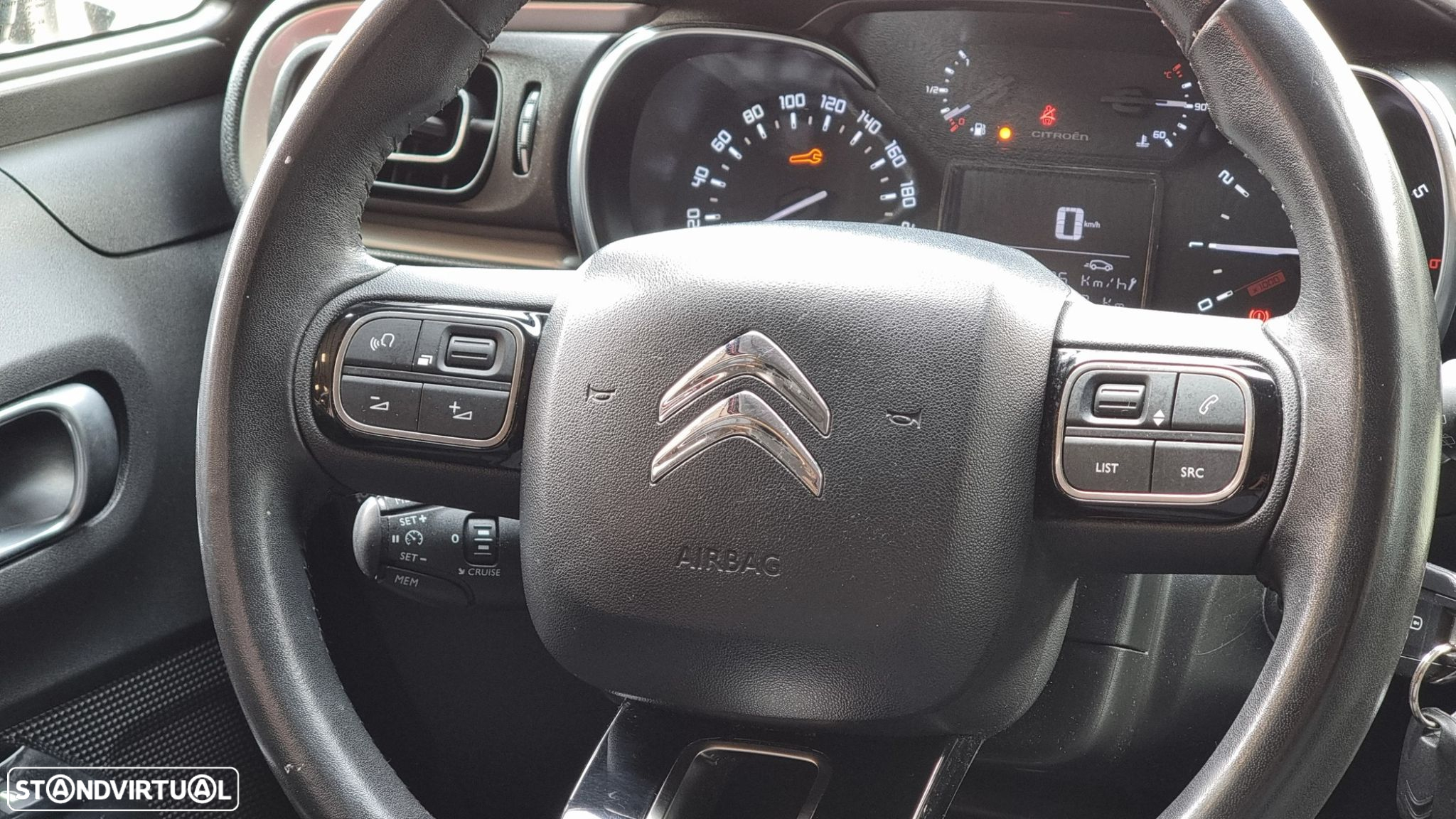 Citroën C3 1.2 PureTech Shine - 18