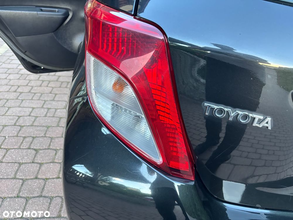 Toyota Yaris 1.33 VVT-i Trend - 18