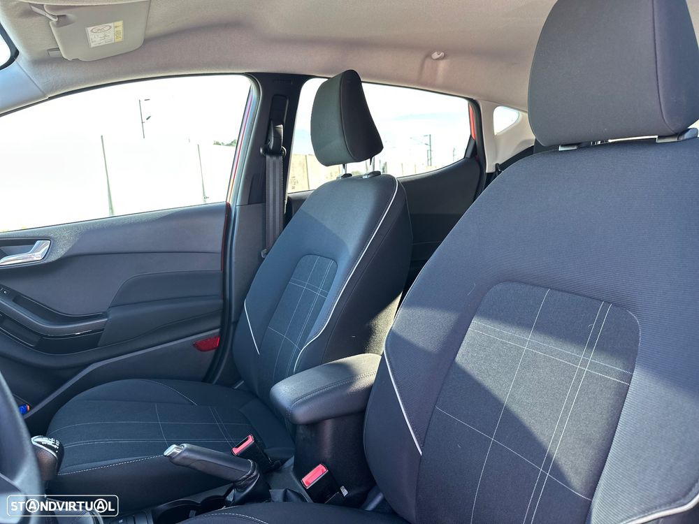 Ford Fiesta 1.0 EcoBoost S&S Titanium - 9