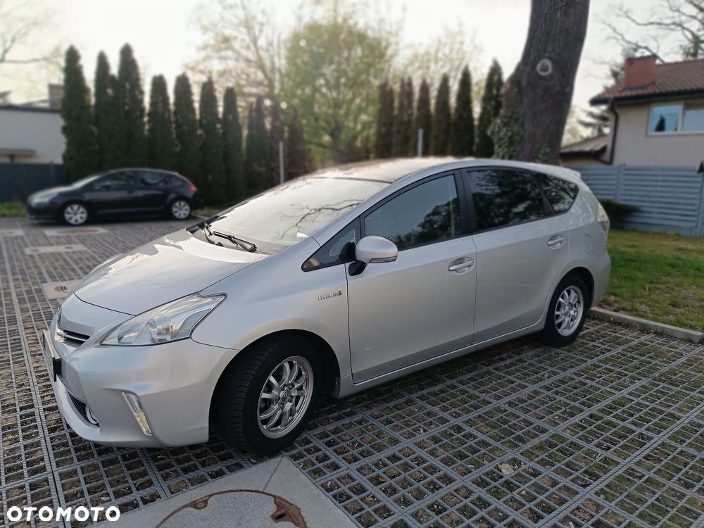 Toyota Prius+ - 1