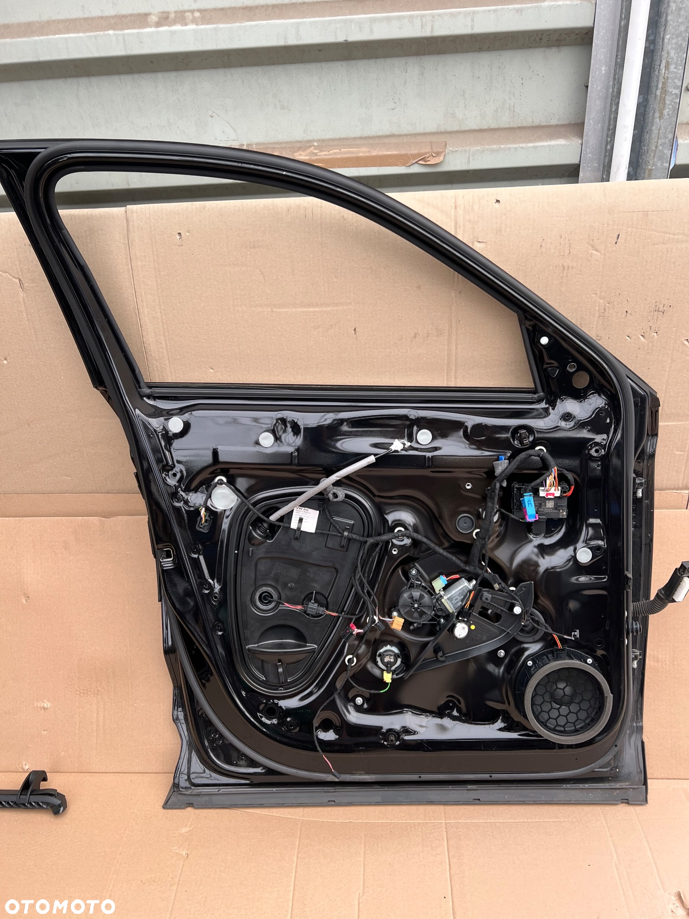 SKODA DODIAQ LIFT PRZEDNIE LEWE DEZWI - 2