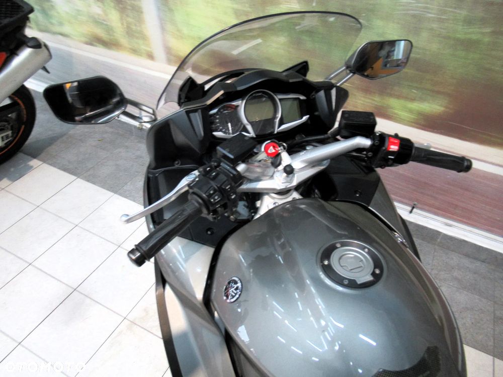 Yamaha FJR - 14