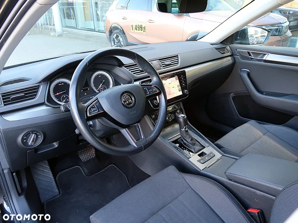 Skoda Superb 2.0 TDI DSG Style - 8