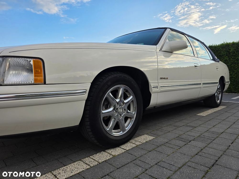 Cadillac Deville 4.6 Concours - 14