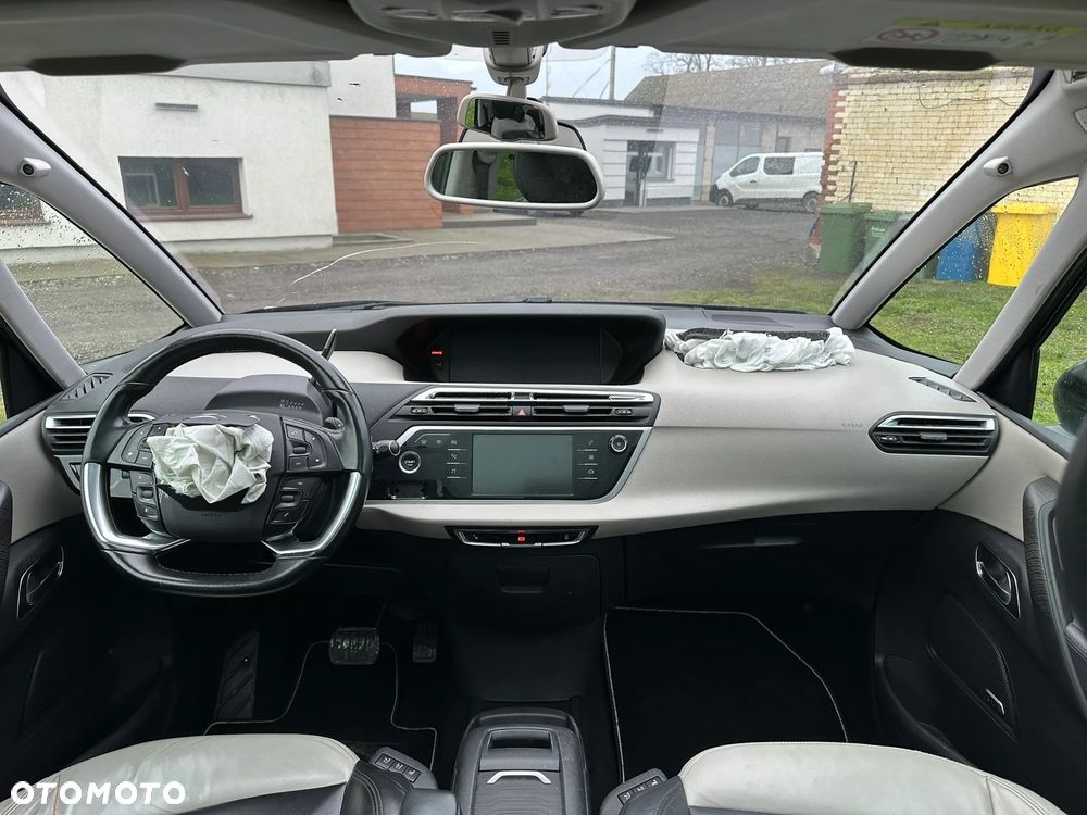 Citroën C4 Picasso BlueHDi 150 EAT6 Exclusive - 17
