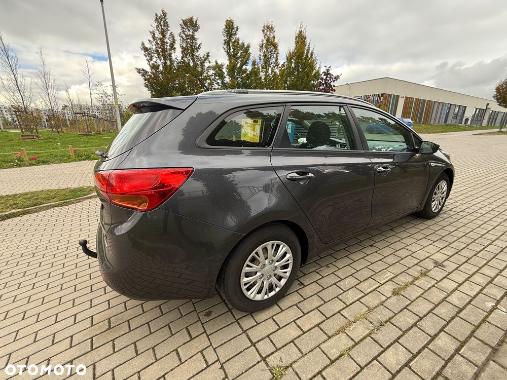 Kia Ceed - 6