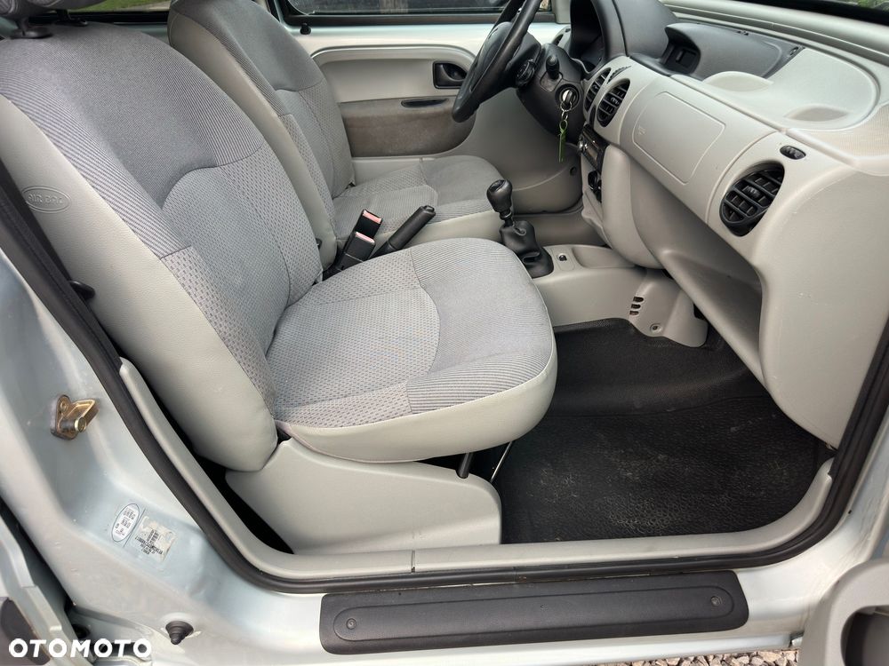 Renault Kangoo 1.2 16V Edition - 10