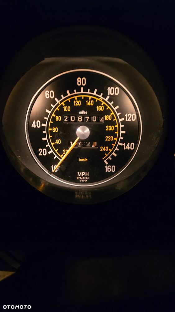 Mercedes-Benz SL - 17