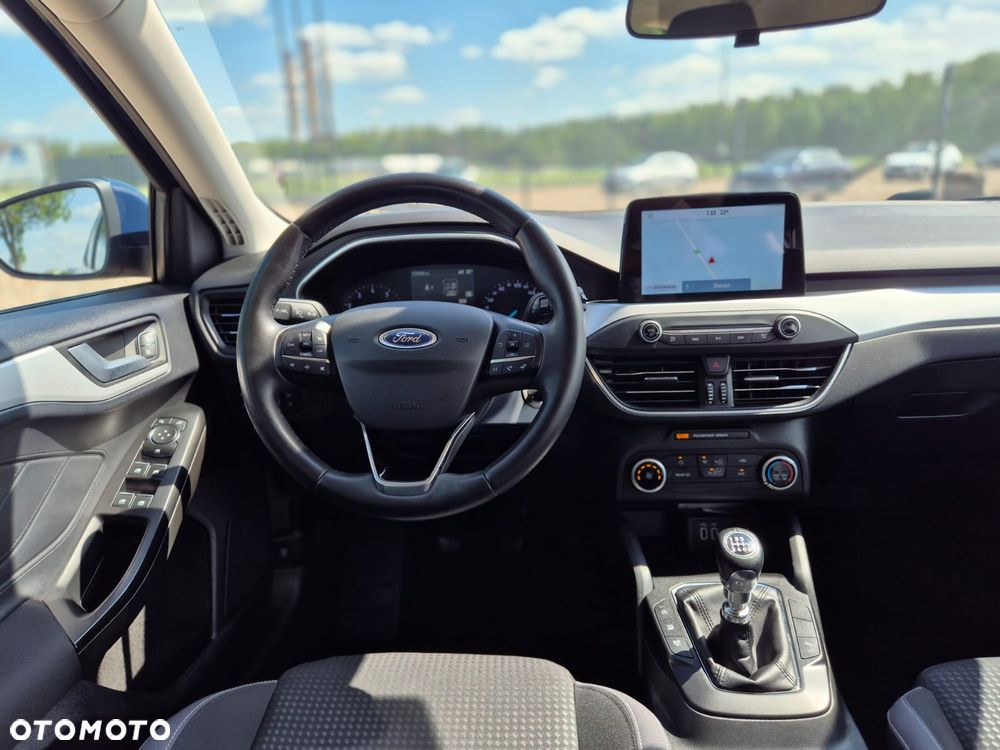 Ford Focus 1.0 EcoBoost mHEV Connected - 11