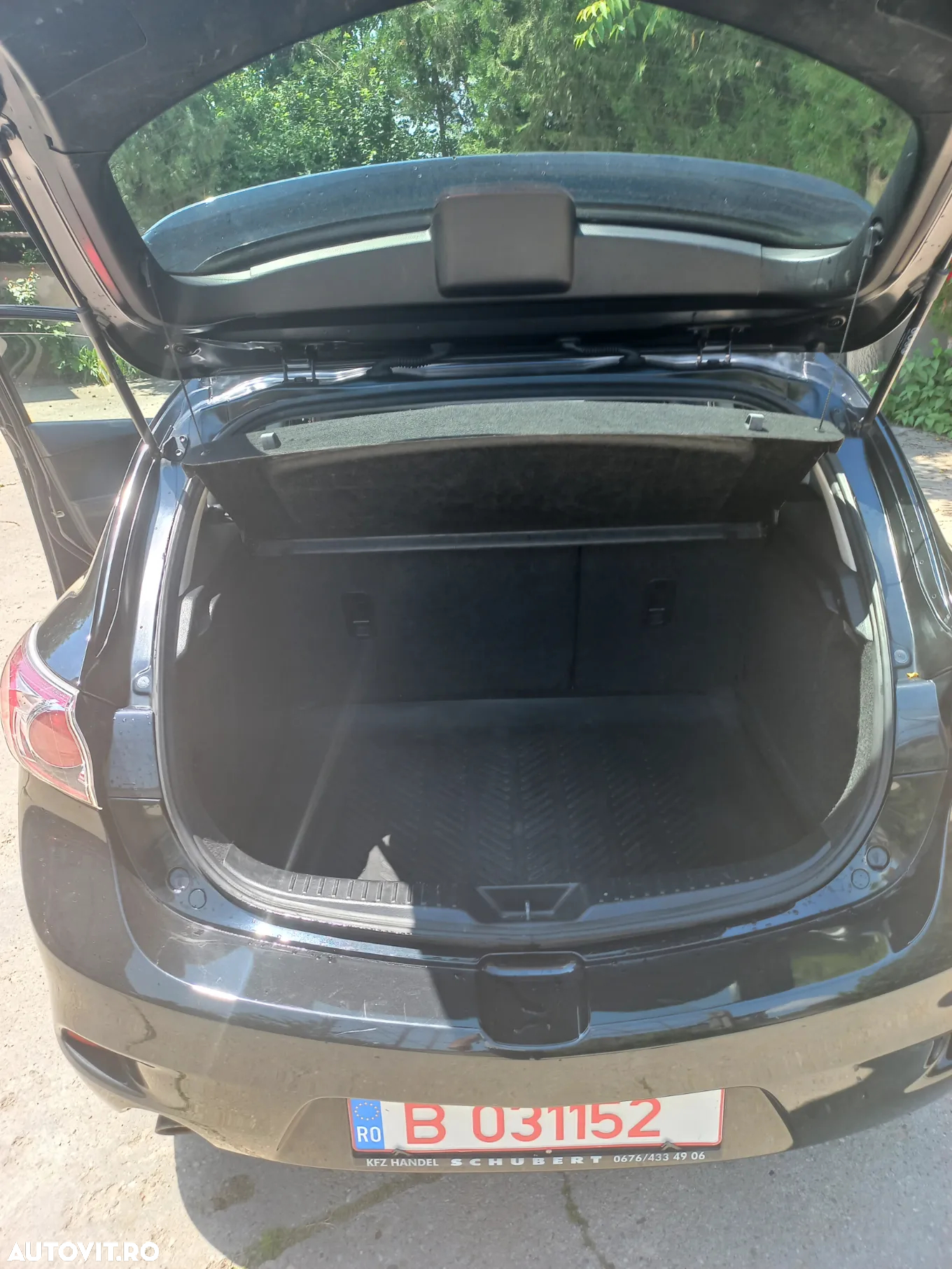 Mazda 3 1.6 MZR Active Plus - 14