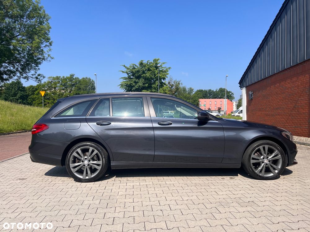Mercedes-Benz Klasa C 220 d 4-Matic 7G-TRONIC - 10