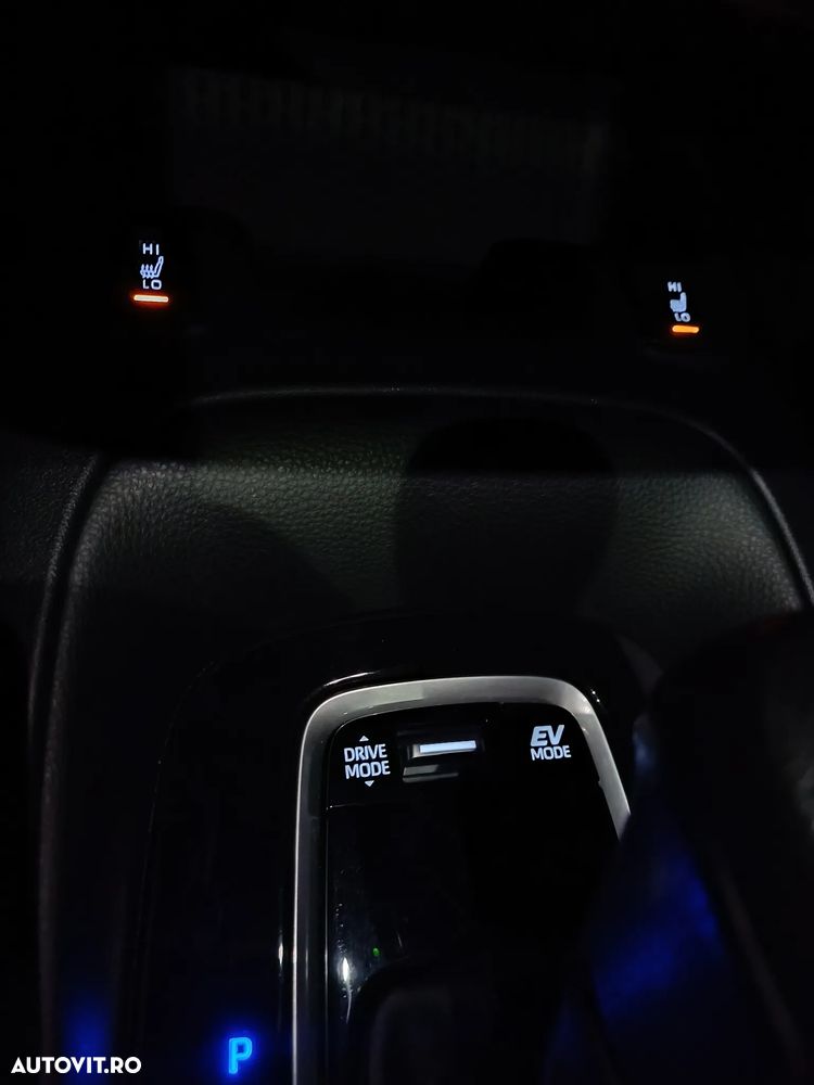 Toyota Corolla 1.8 HSD Eco - 15