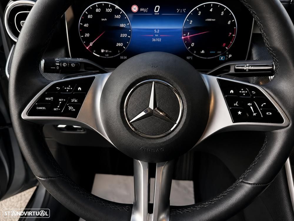 Mercedes-Benz GLC 300 e 4Matic 9G-TRONIC Avantgarde Advanced - 22