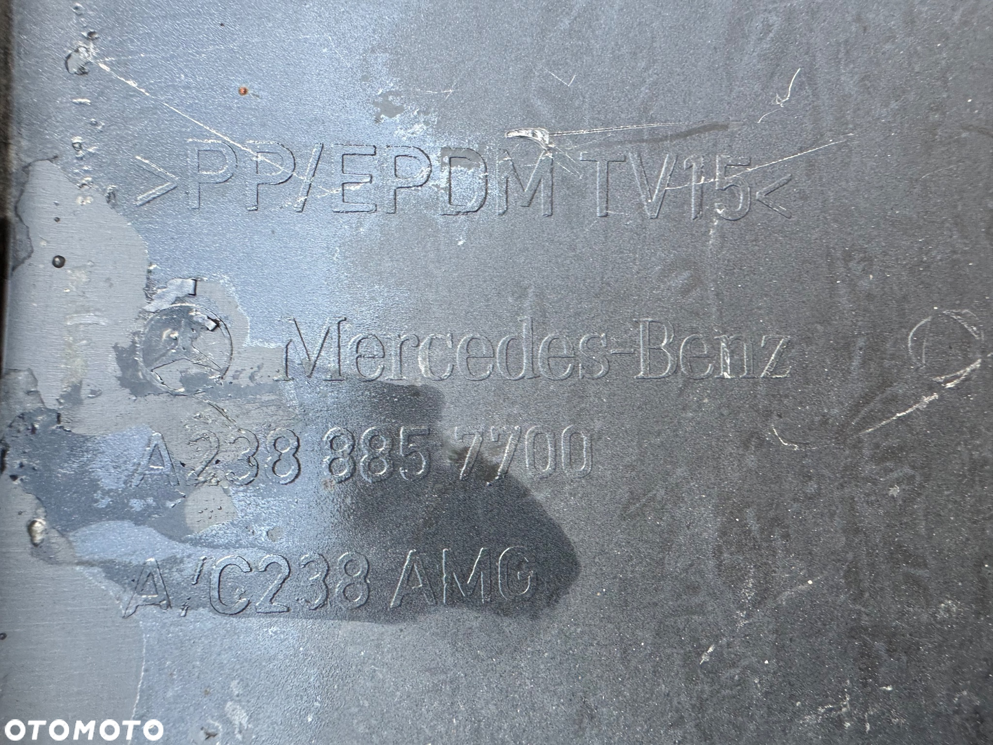 ZDERZAK TYŁ TYLNI MERCEDES-BENZ E-KLASA COUPÉ W238 AMG DYFUZOR LISTWA A2388857700 ORYGINAŁ - 12