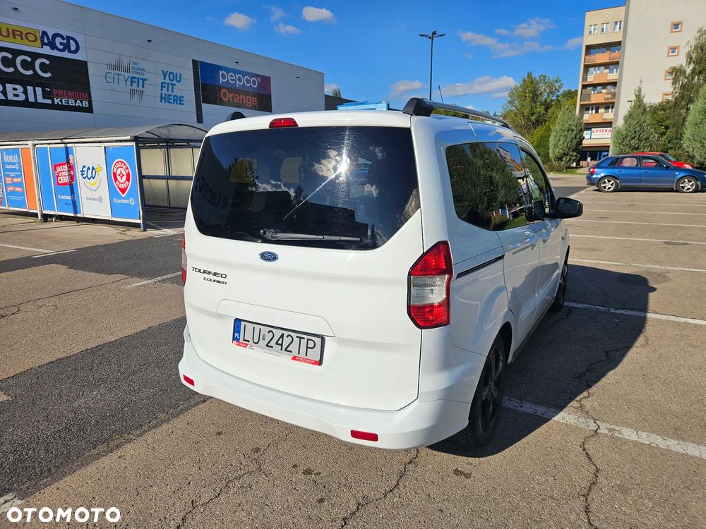Ford Tourneo Courier ver-1-5-tdci-trend - 5