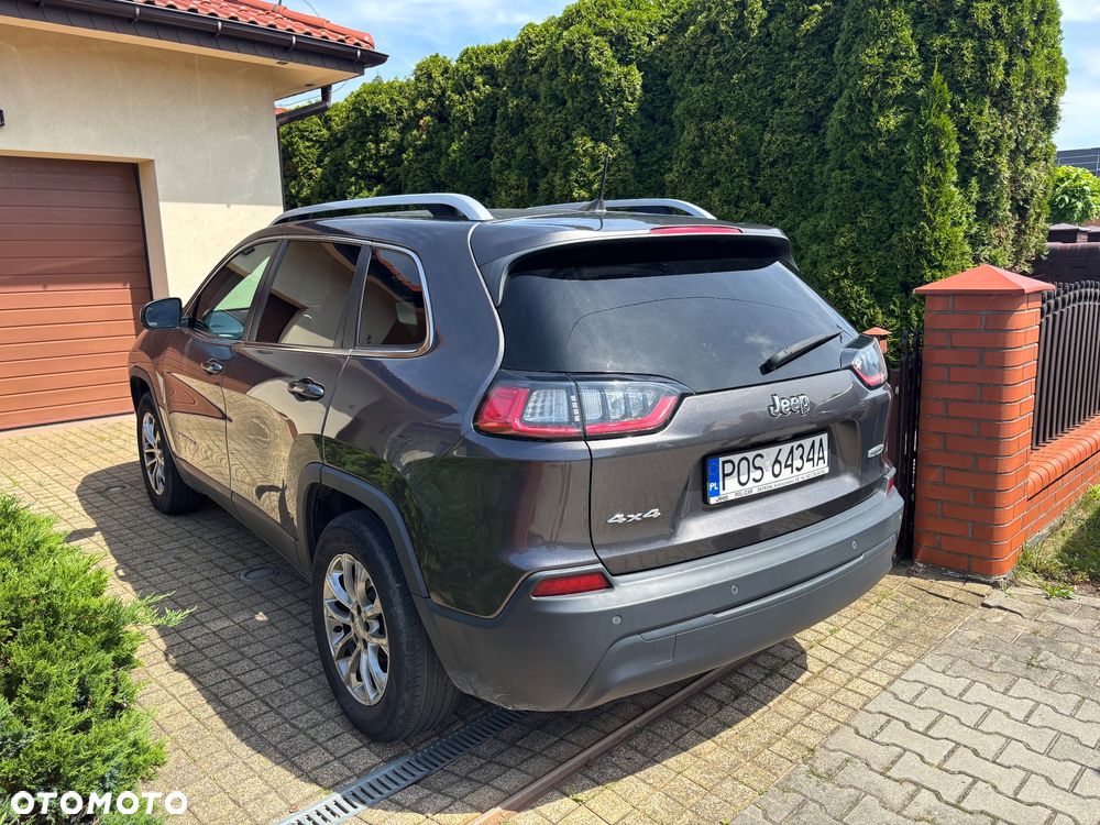 Jeep Cherokee - 3