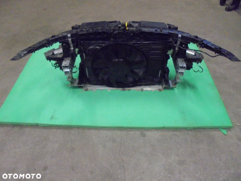 MERCEDES A KLASA A35 AMG 2,0 T W177 PAS PRZEDNI KOMPLET CHLODNIC - 6