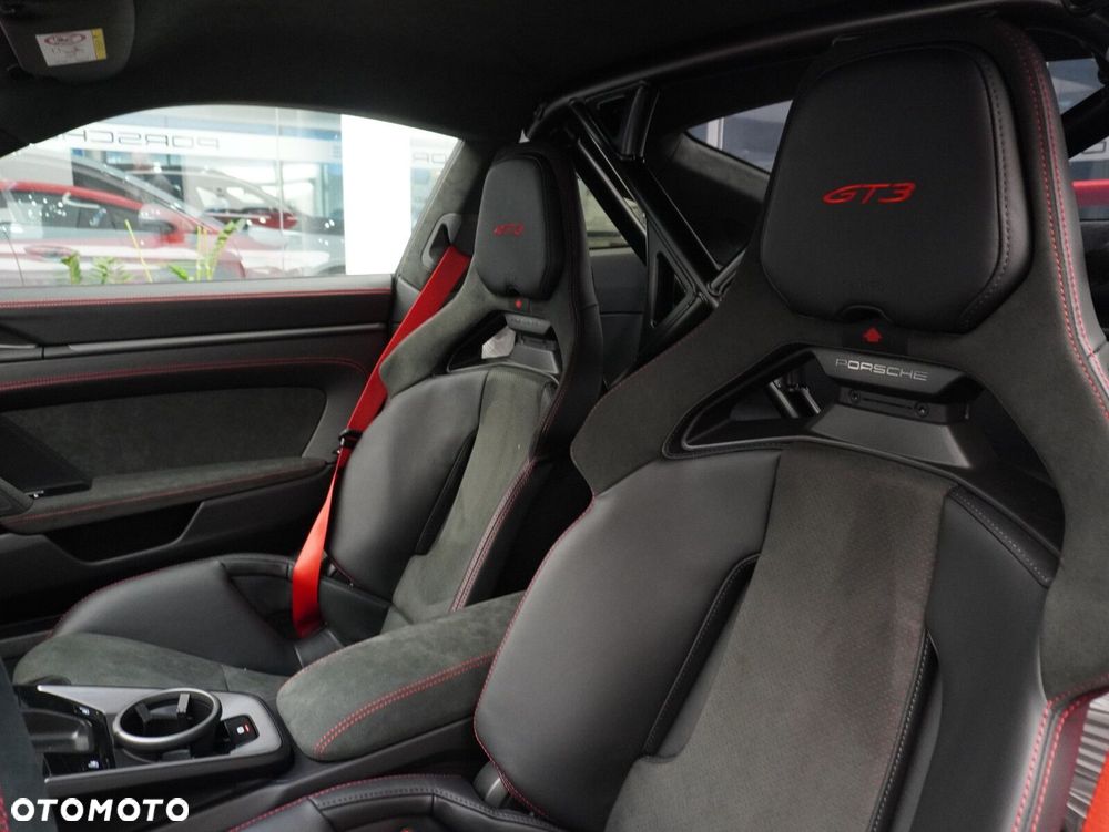 Porsche 911 GT3 PDK - 37