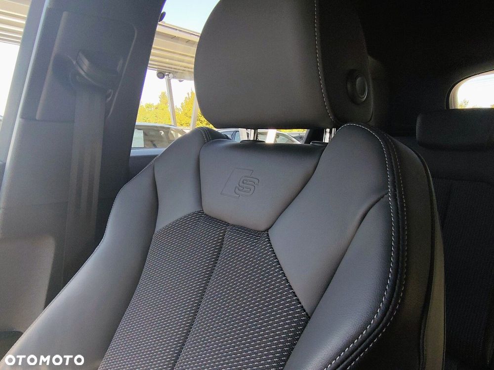 Audi Q3 35 TFSI mHEV S-Line S tronic - 18