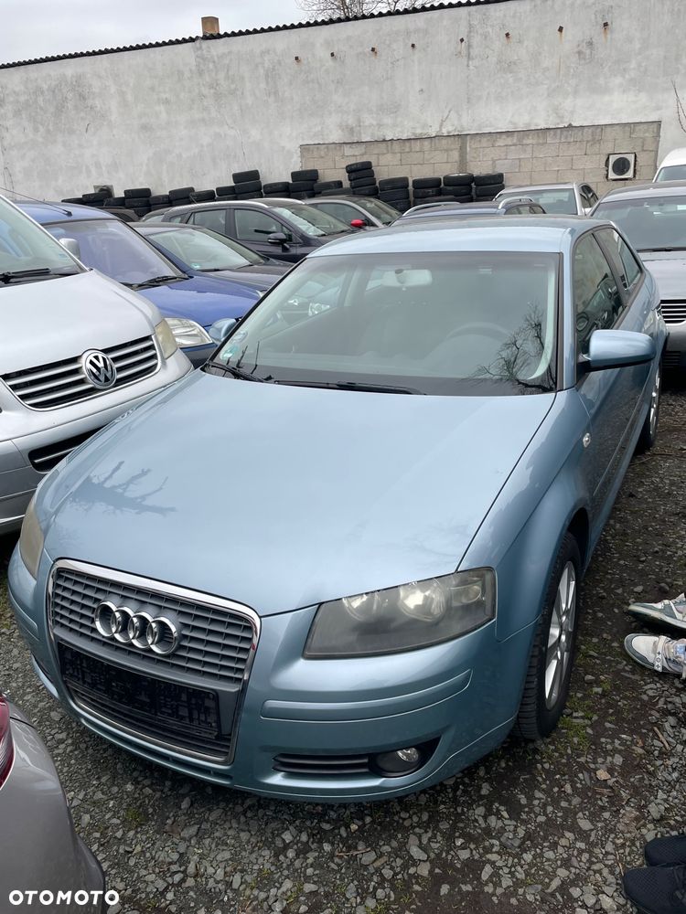 Audi A3 3-drzwiowe 1.6 Ambiente - 8