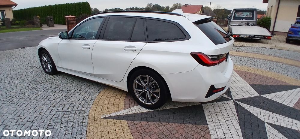 BMW Seria 3 320d Luxury Line - 2