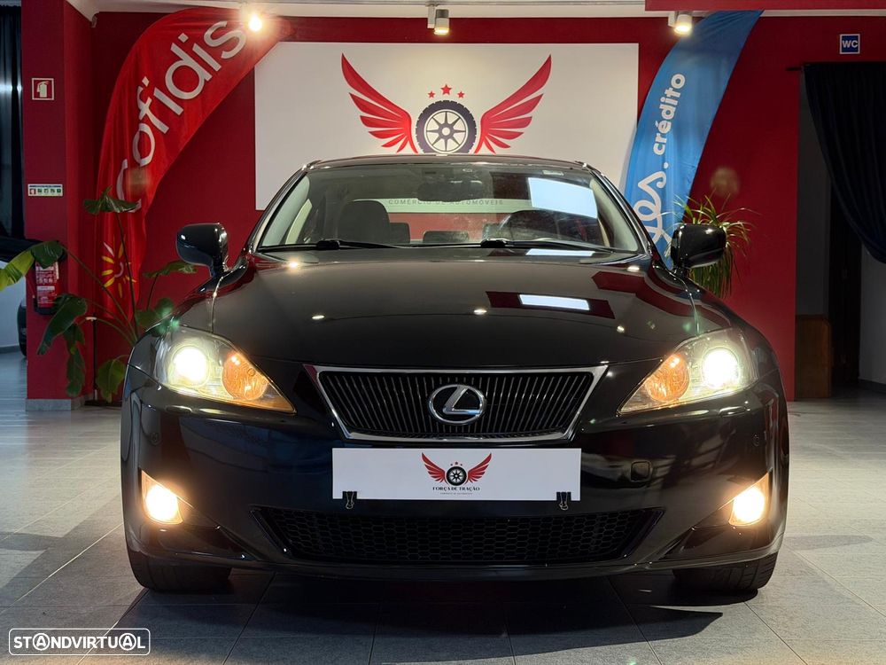 Lexus IS 220 d Luxury Line - 2