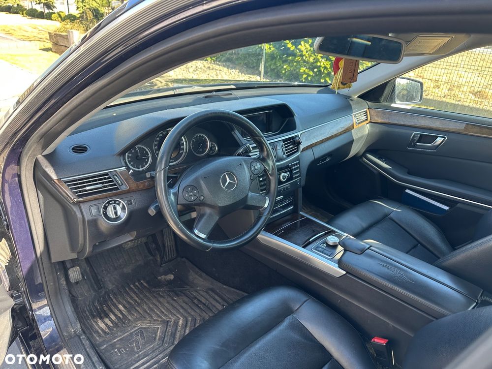 Mercedes-Benz Klasa E 250 BlueTEC 4Matic 7G-TRONIC - 8