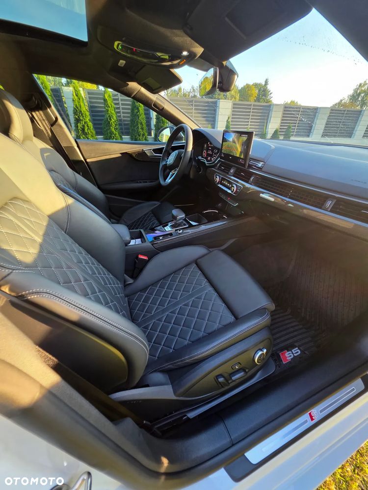 Audi S5 Coupé - 6