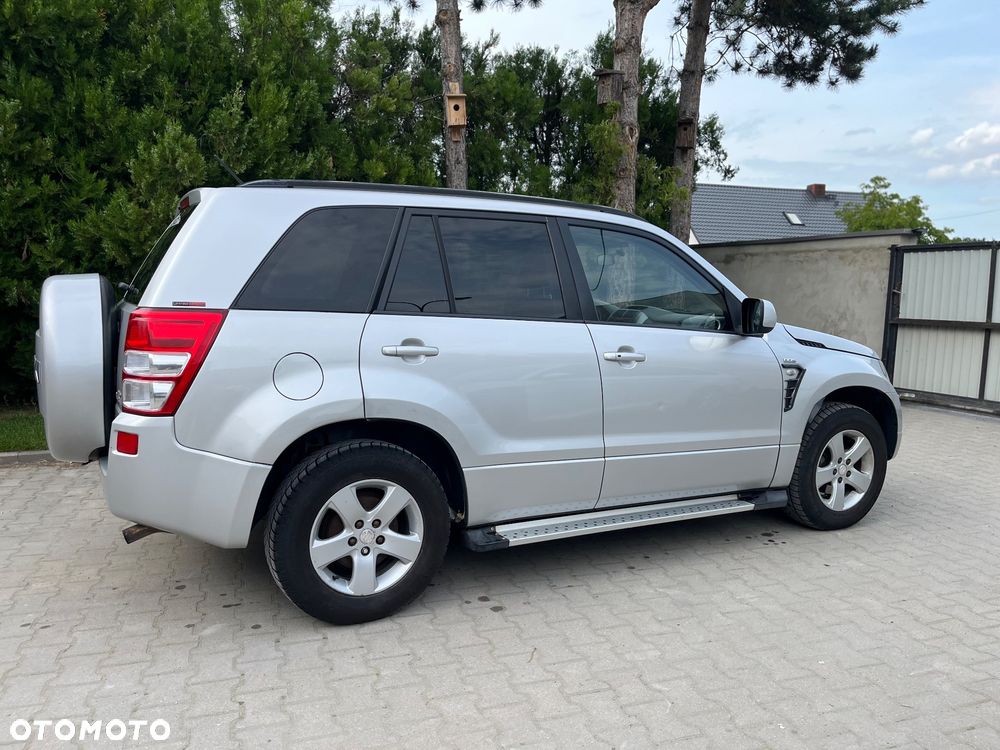 Suzuki Grand Vitara 1.9 DDiS - 11