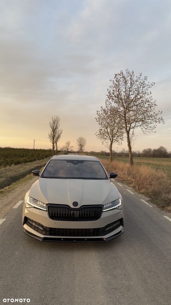 Skoda Superb 2.0 TSI 4x4 Sportline DSG - 4