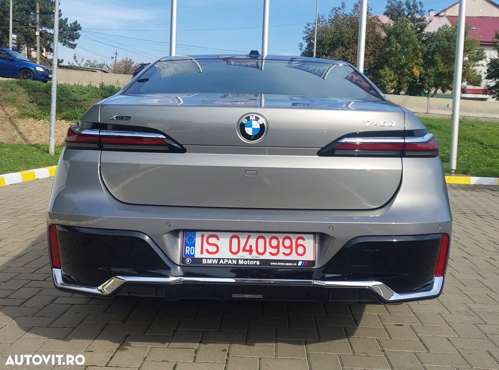 BMW Seria 7 - 4