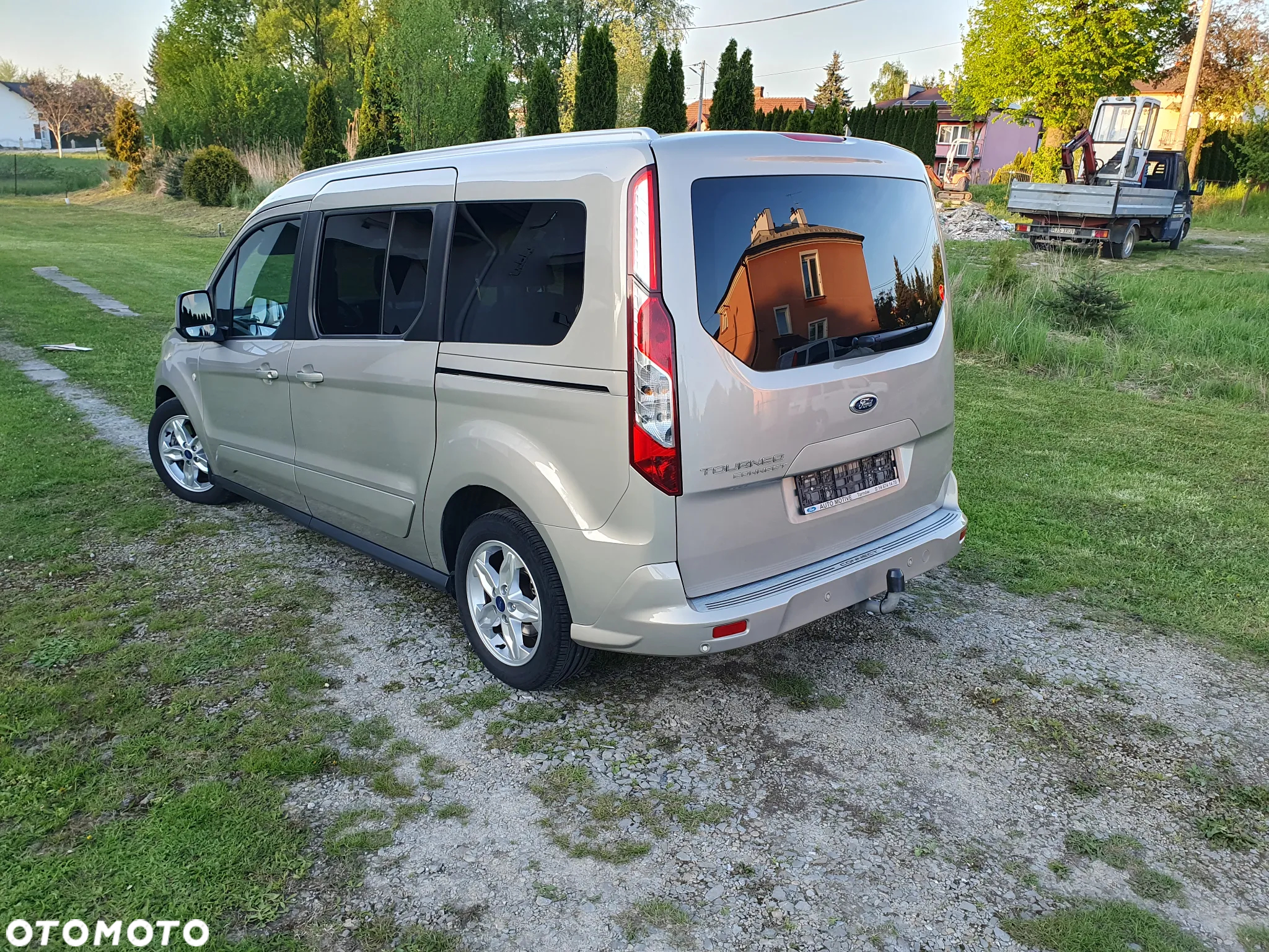Ford Tourneo Connect Grand 1.5 EcoBlue Start/Stop Titanium - 3