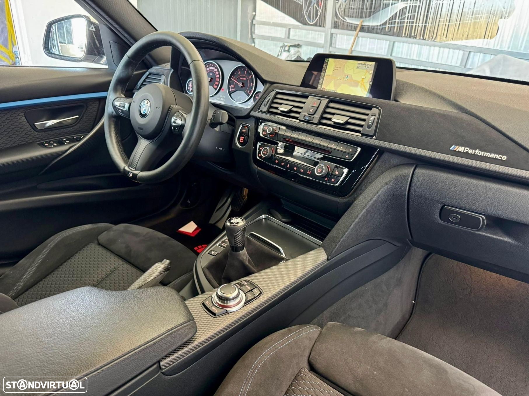 BMW 320 d Pack M - 13