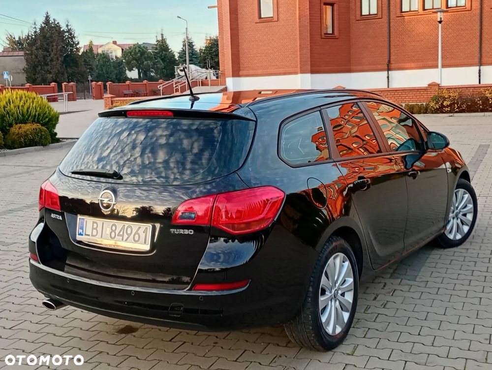 Opel Astra 1.4 Turbo - 3