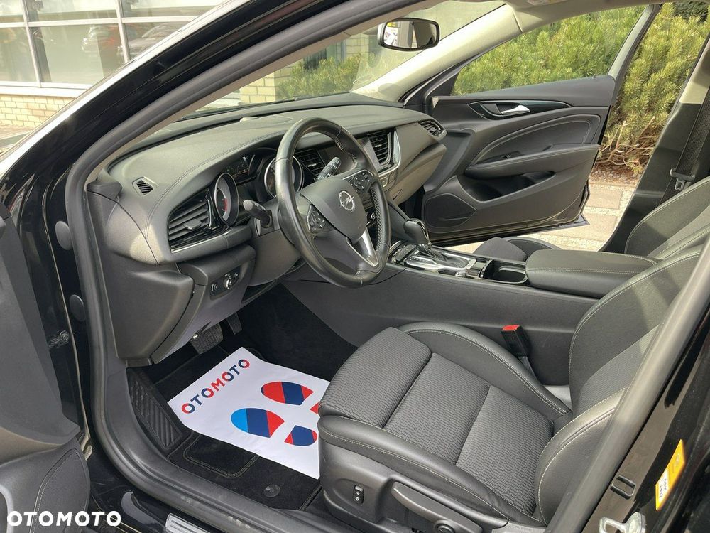 Opel Insignia - 19