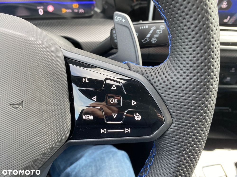 Volkswagen Golf - 14