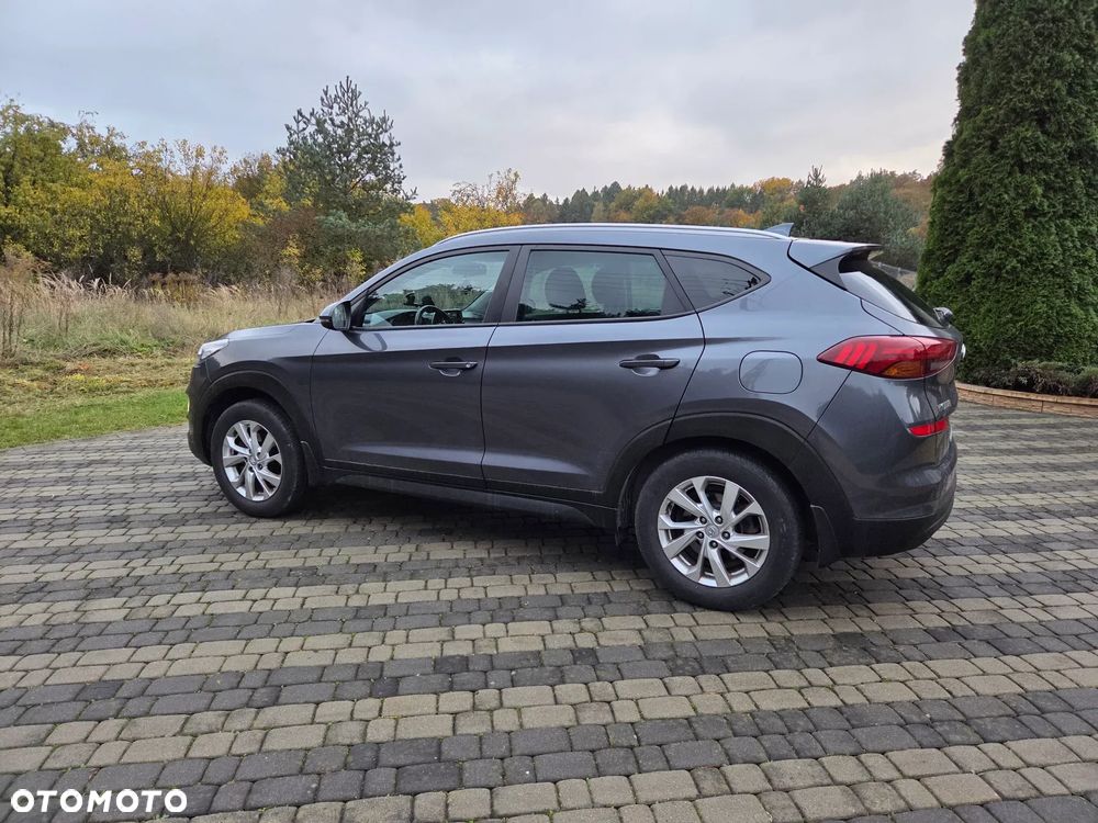 Hyundai Tucson 1.6 GDI BlueDrive Comfort 2WD - 19