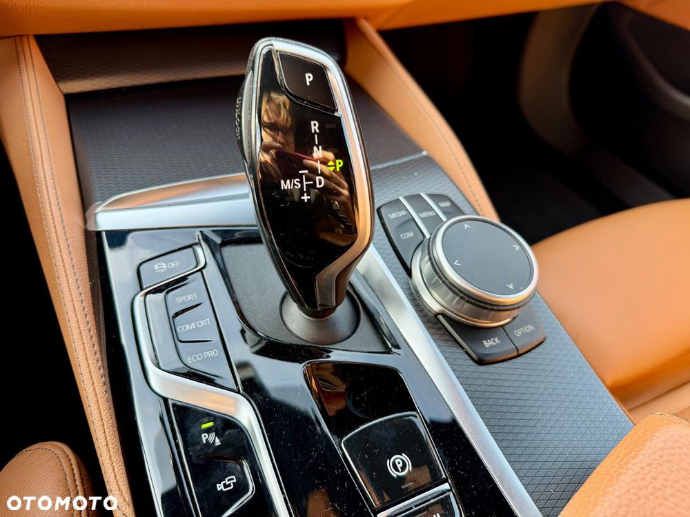 BMW Seria 5 530i Touring M Sport Edition - 27