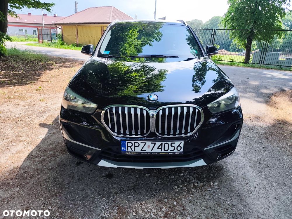 BMW X1 xDrive28i xLine - 11