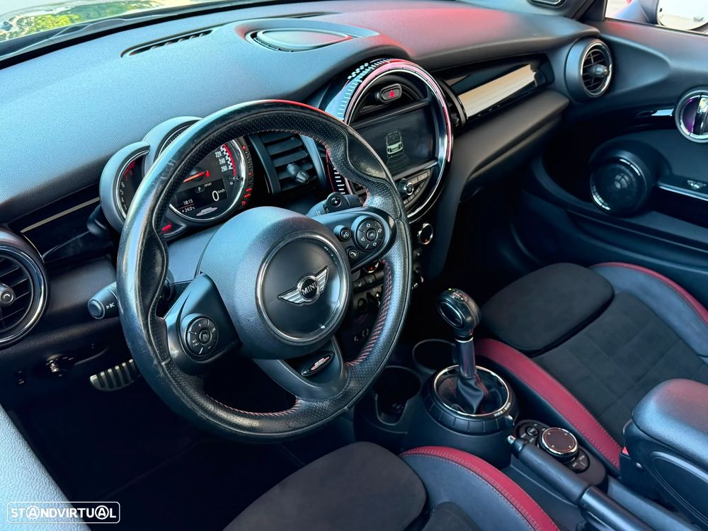 MINI Cabrio John Cooper Works Aut. - 19