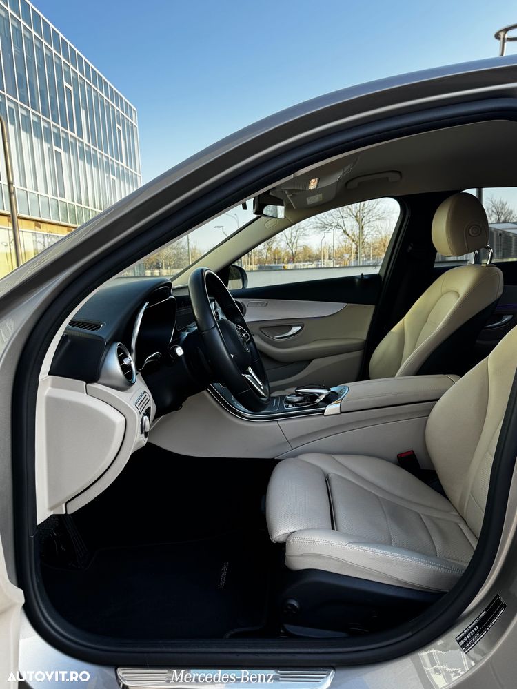 Mercedes-Benz C 200 4Matic 9G-TRONIC AMG Line - 16