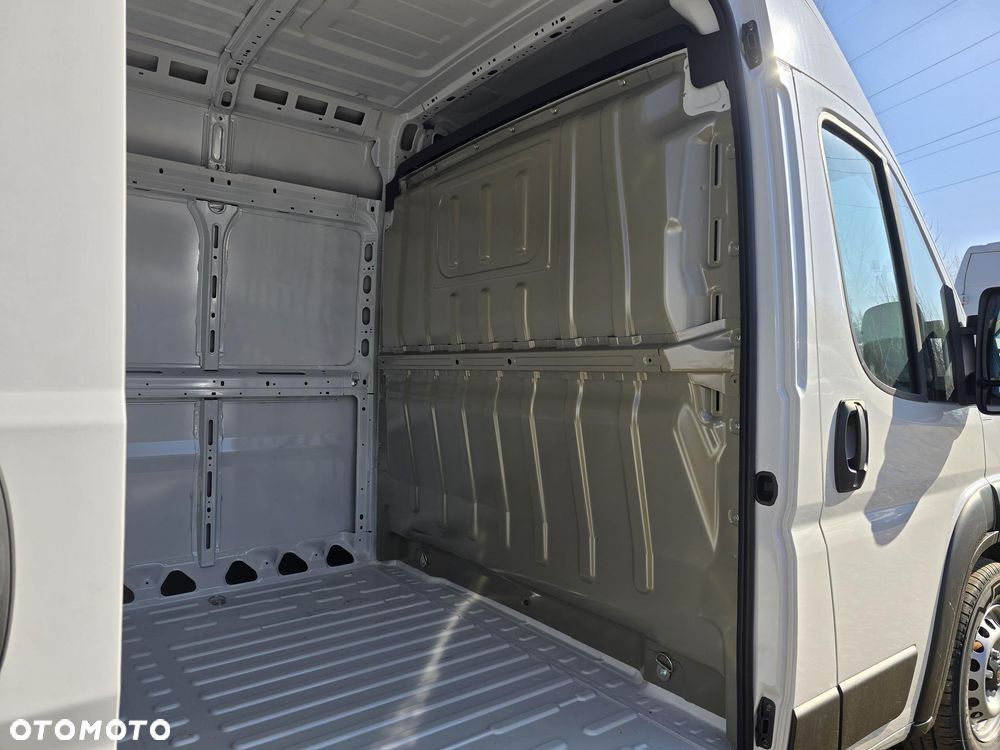Opel Movano L4H2 140KM - 14