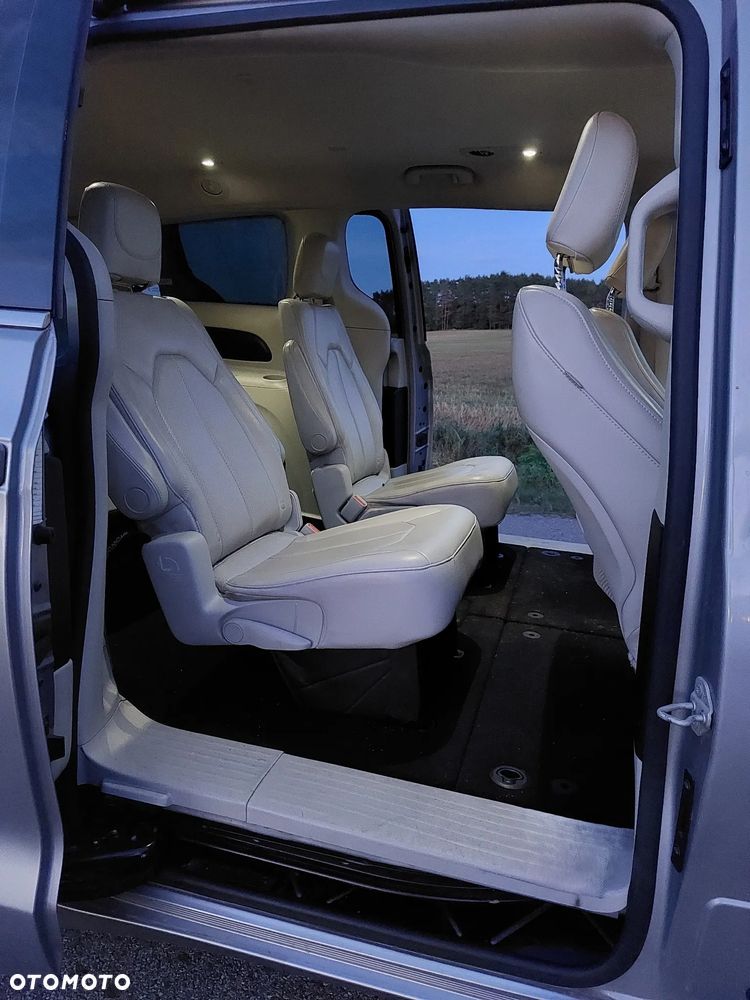 Chrysler Voyager - 21