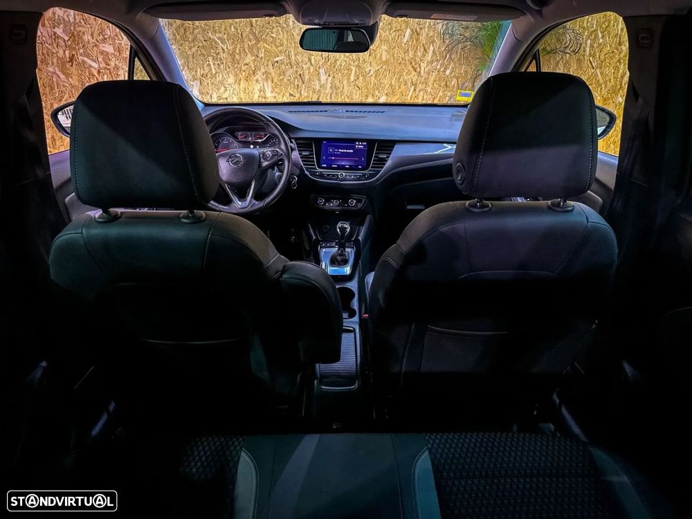 Opel Crossland X - 18