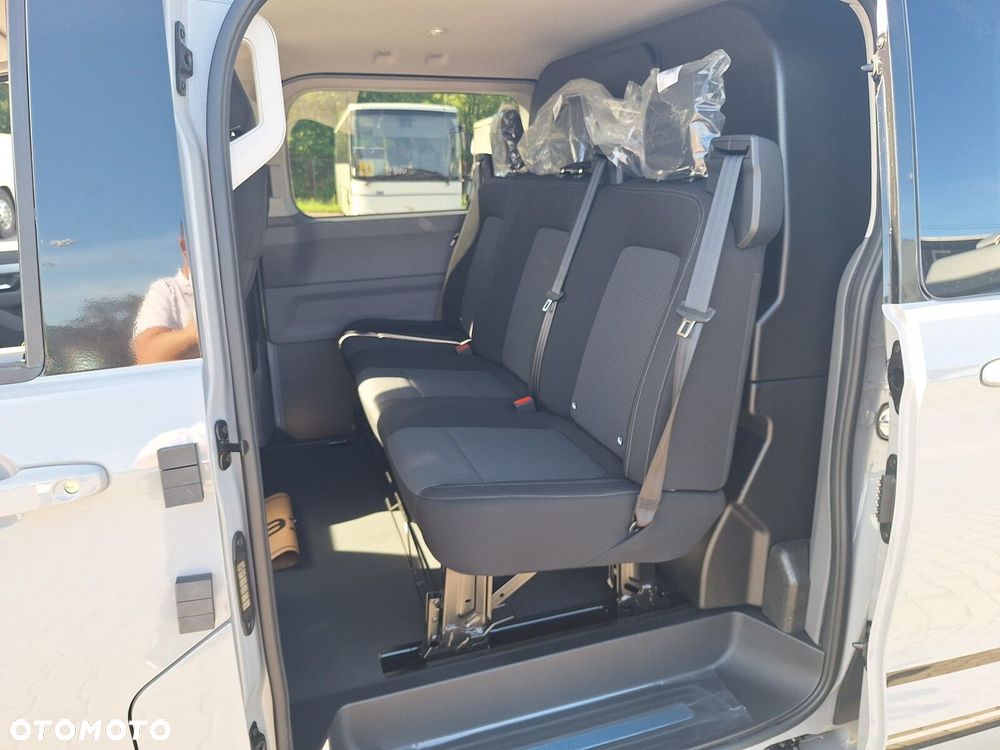 Volkswagen Transporter - 24
