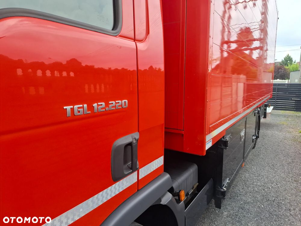 MAN TGL 12.220* AUTOMAT* SOLIDNY ALUMINIOWY KONTENER* BOCZNY ZAŁADUNEK* WINDA BAR 1500kg* WYJĄTKOWO ZADBANY* NIE ATEGO TGM LF FL EUROCARGO* Z NIEMIEC - 35